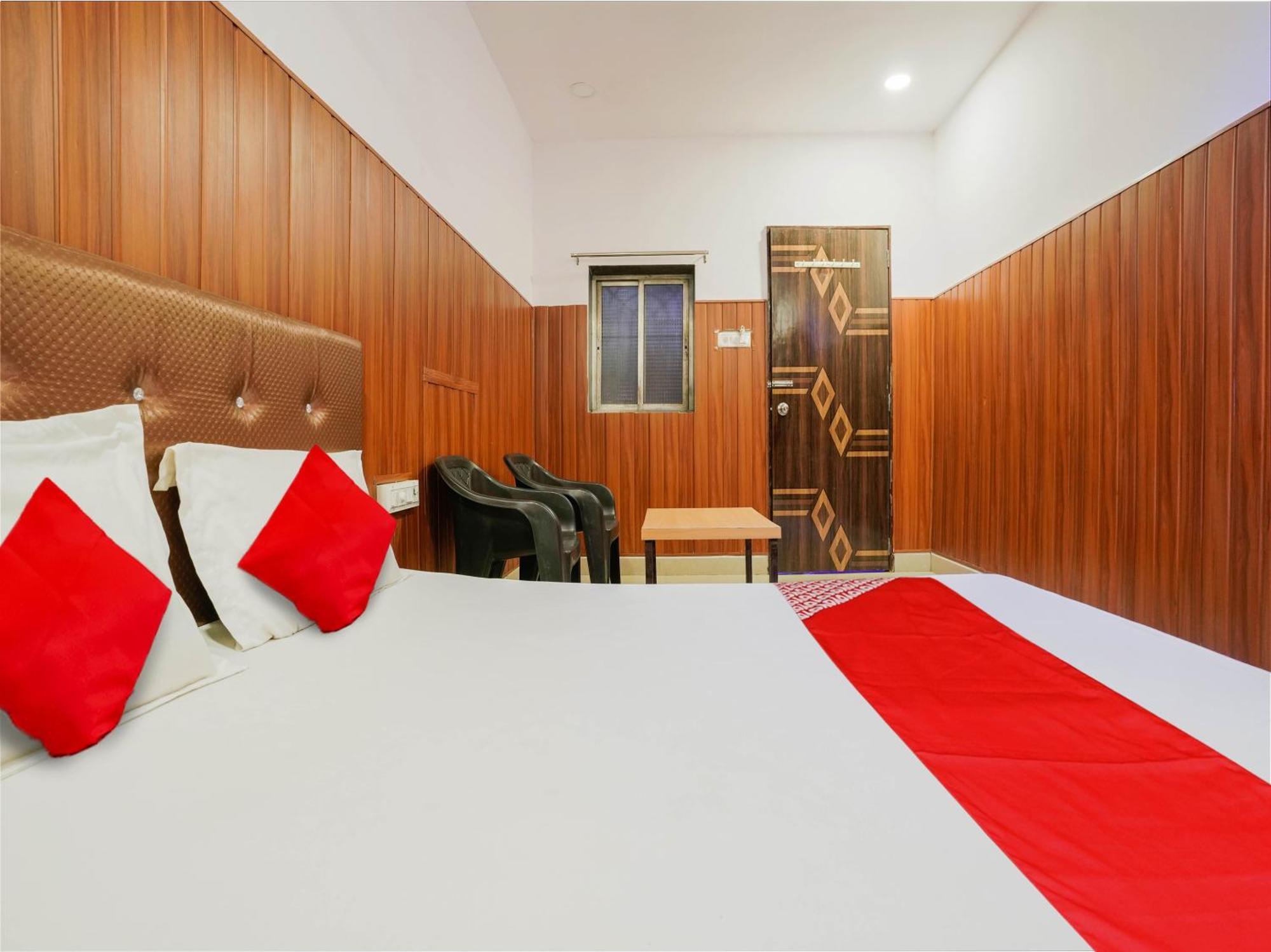 Hotel O Spotlight Тхане Экстерьер фото