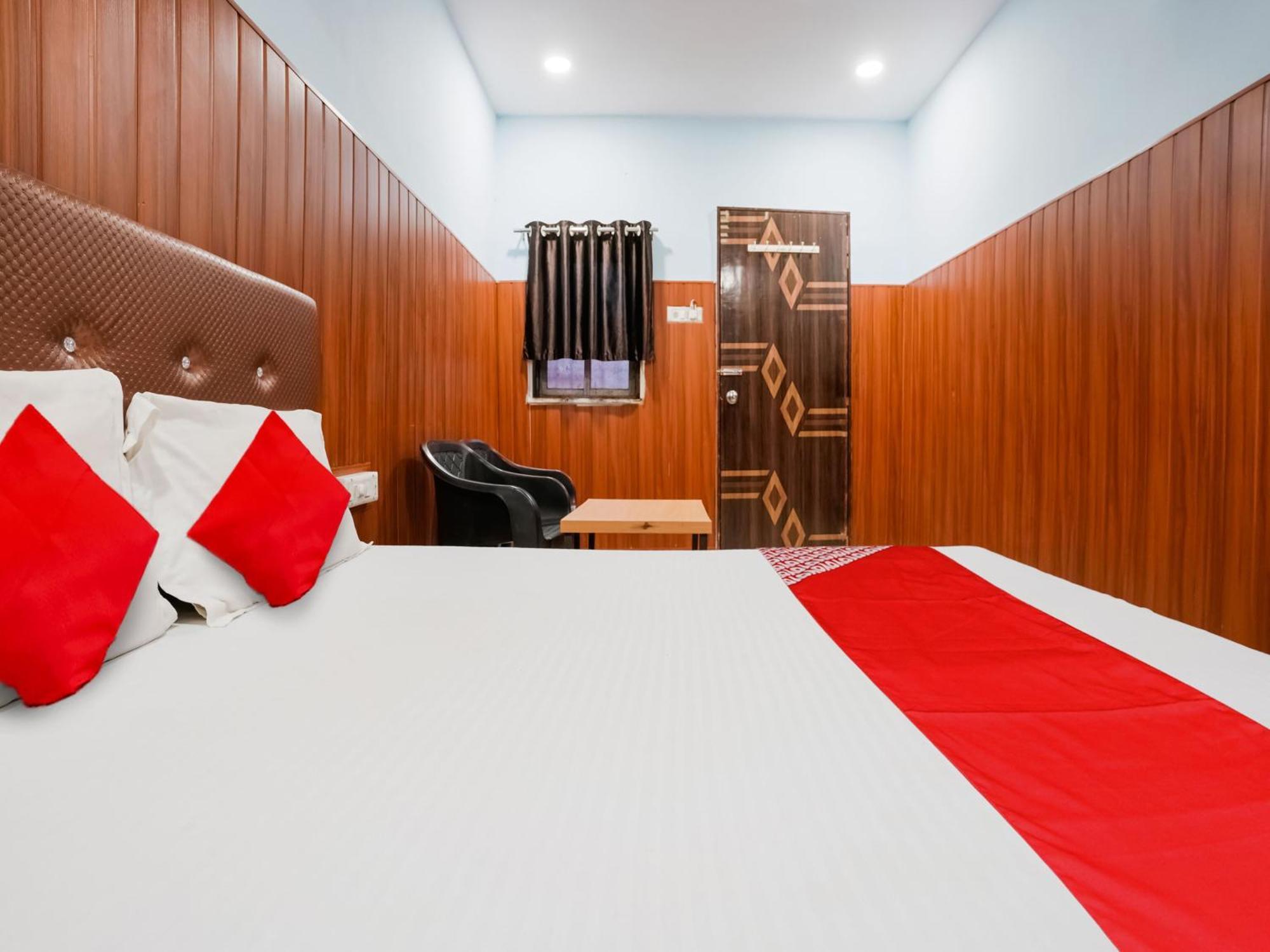 Hotel O Spotlight Тхане Экстерьер фото